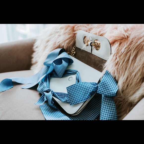 JW Anderson Pierce Ribbon Mini Crossbody - Picture 4 of 10